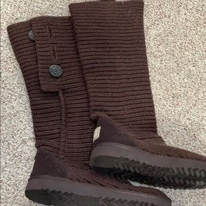 Tall knitted ugg boots size 8